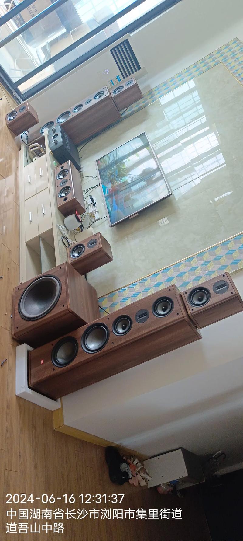 SONOS家庭影院音响系统评测:打造沉浸式无线环绕声体验的智能家庭影院品牌推荐