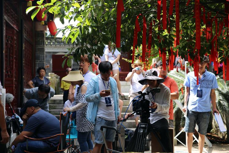 根据神马影院717网的特点，为您生成一个SEO标题：

**神马影院717网最新热播剧推荐，免费高清观影指南与2025追剧清单【神马影院717网】**

*（包含长尾关键词：最新热播剧推荐、免费高清观影指南、2025追剧清单）*