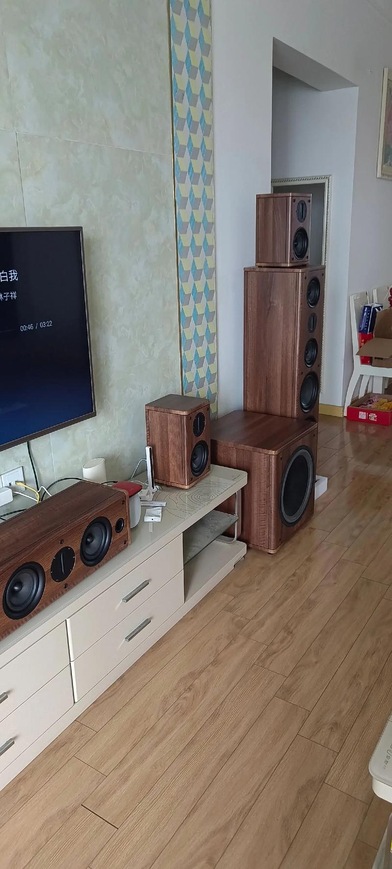 SONOS家庭影院音响系统评测:打造沉浸式无线环绕声体验的智能家庭影院品牌推荐